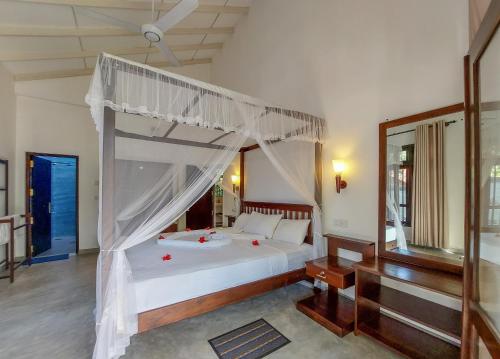 Deluxe Bedroom